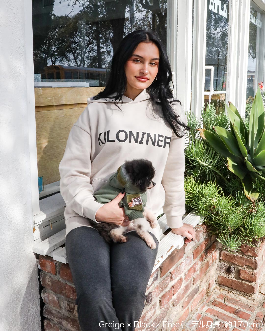 W Logo Lined Hoodie-A