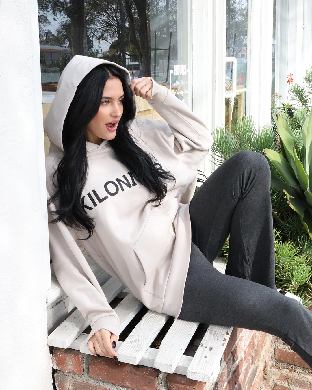 W Logo Lined Hoodie-A